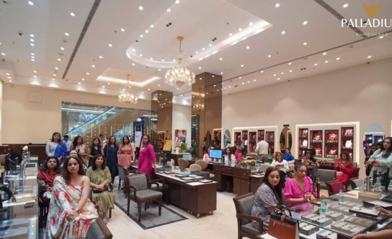 Tanishq’s Jewellery Extravaganza Wows Shoppers at Palladium Ahmedabad